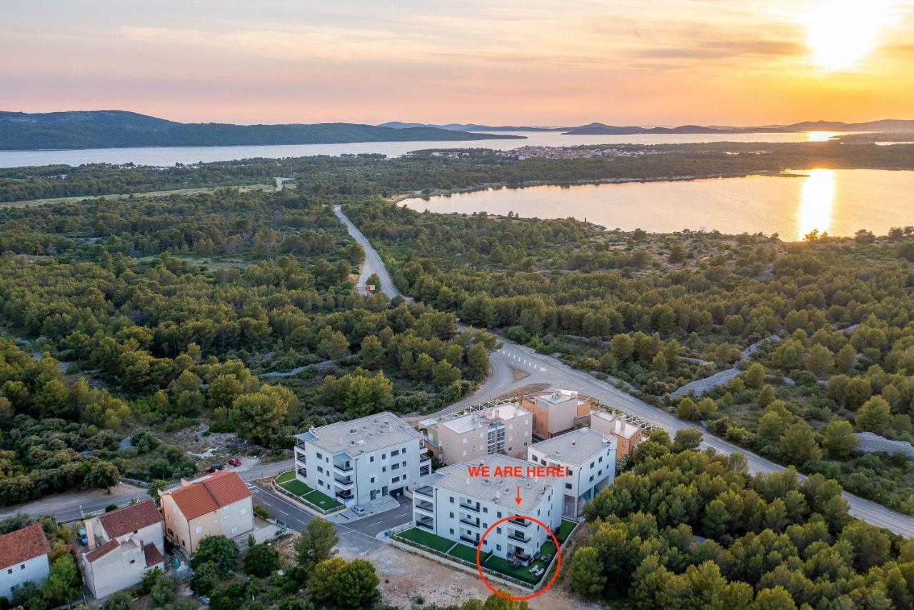 My Adriatic Place With Private Garden And Garage Apartment Sibenik Exterior photo